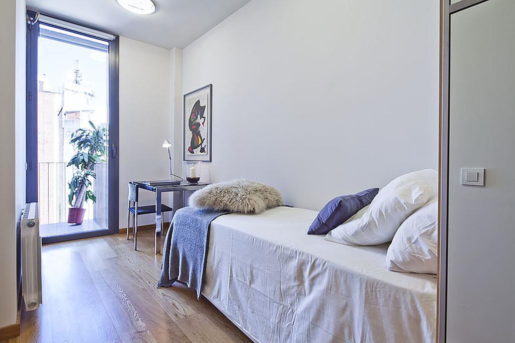 Apartment Barcelona Rentals - Pool Terrace In City Center المظهر الخارجي الصورة