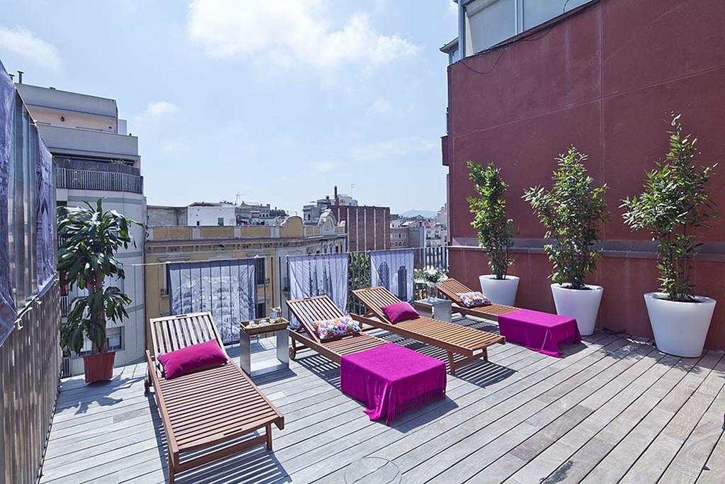 Apartment Barcelona Rentals - Pool Terrace In City Center المظهر الخارجي الصورة