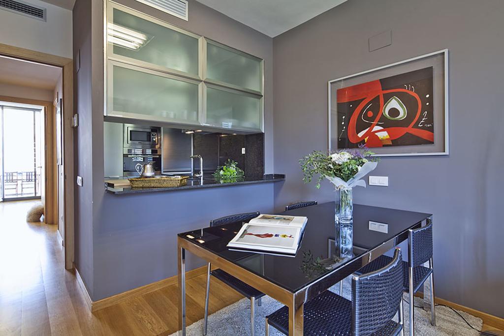 Apartment Barcelona Rentals - Pool Terrace In City Center المظهر الخارجي الصورة